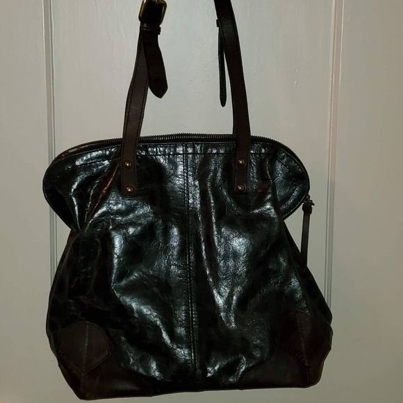 Nino BOSSI Handbags - EUC! Nino BOSSI Leather Shoulder Bag